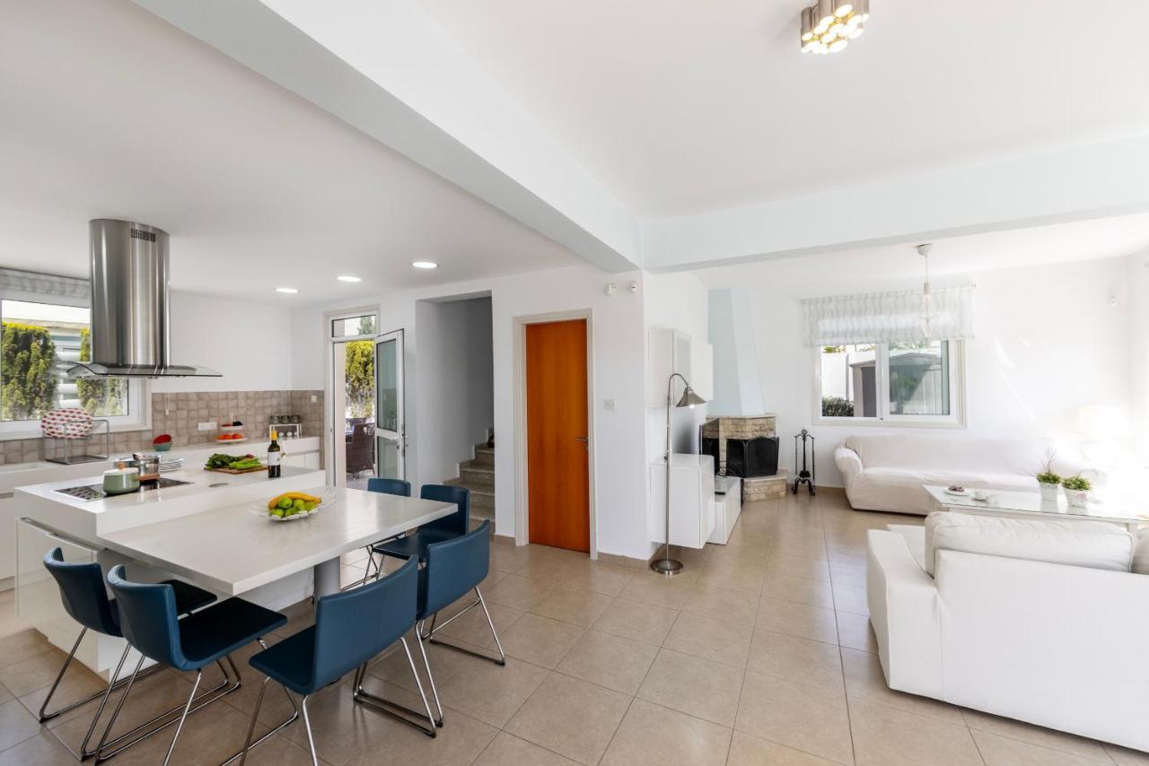 Protaras Sunrise Zen Seafront Villa Exteriér fotografie